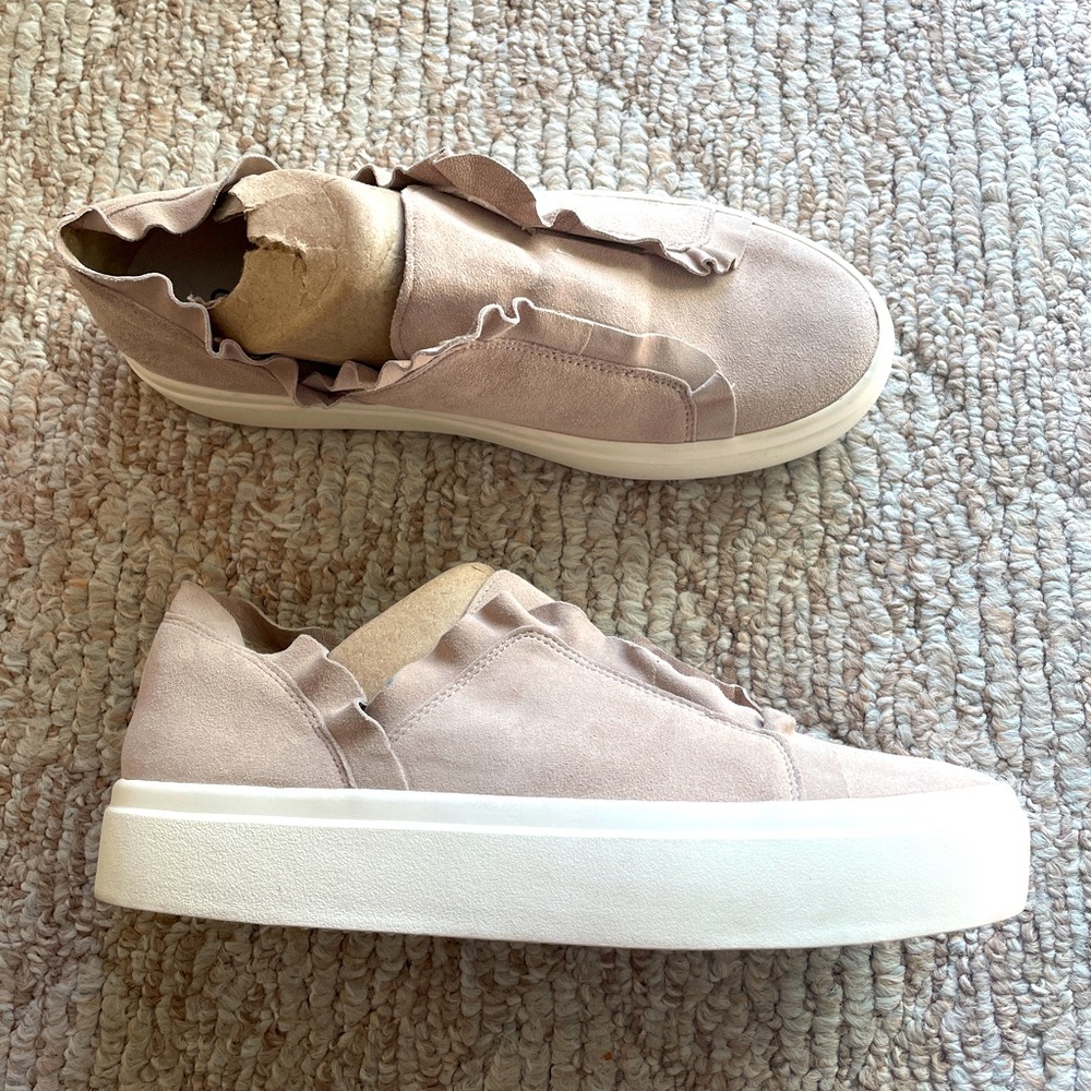 Sole society suede slip on